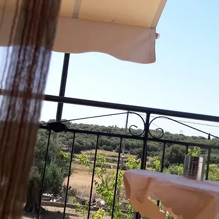 منزل ريفي Kefalonia